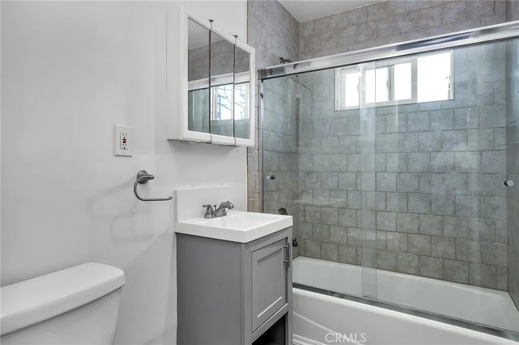 Full Bath