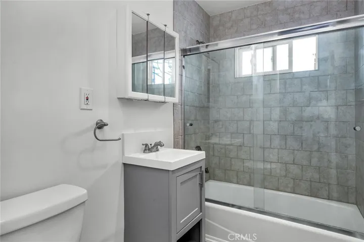 Full Bath