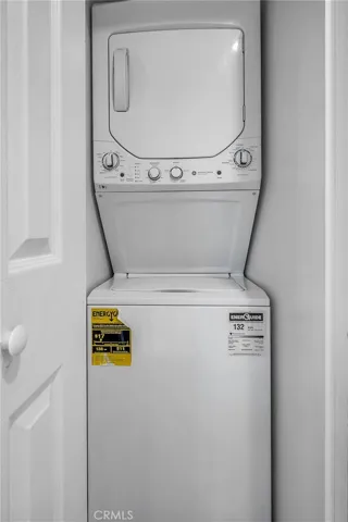 Stackable washer & dryer