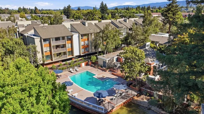 49 Showers Drive N366, Mountain View, California 94040