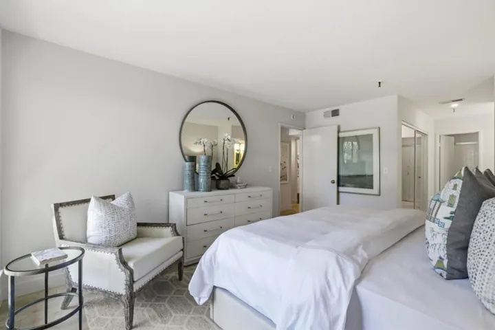 49 Showers Drive N366, Mountain View, California 94040