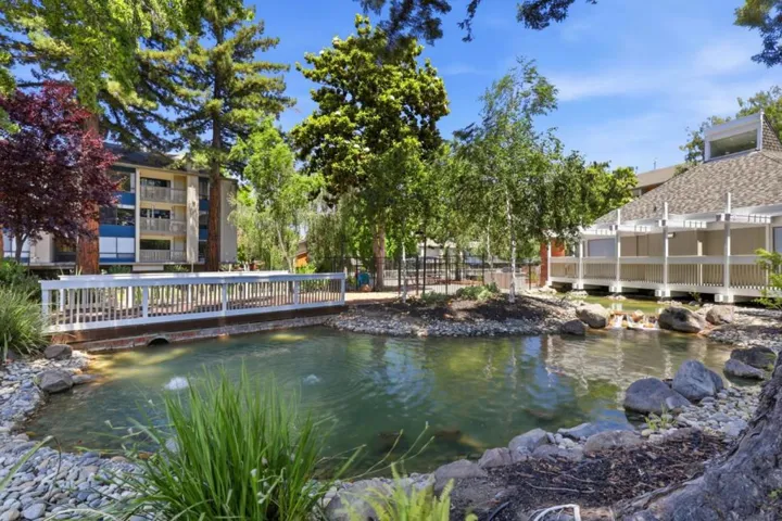 49 Showers Drive N366, Mountain View, California 94040
