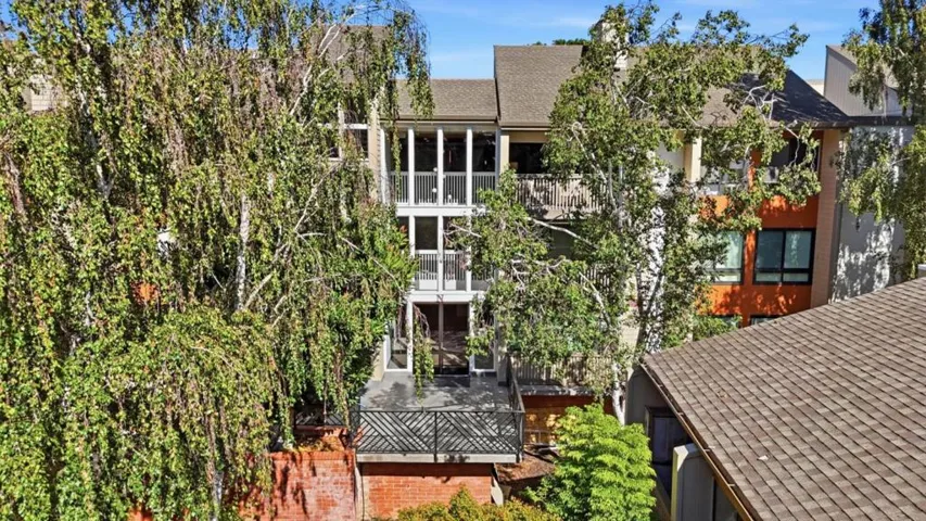 49 Showers Drive N366, Mountain View, California 94040