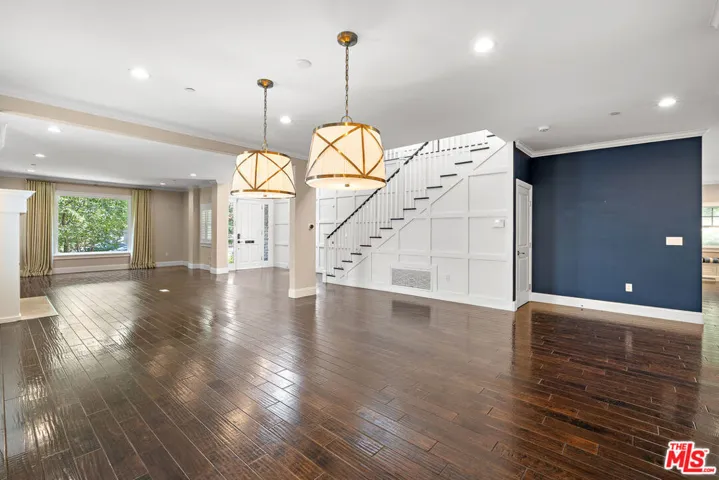 1147 Centinela Avenue, Santa Monica, California 90403