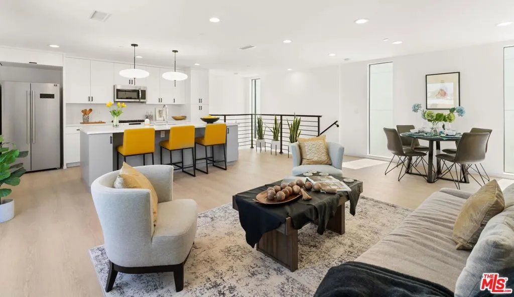 4136 3/4 Normal Avenue, Los Angeles, California 90029 — photo 4