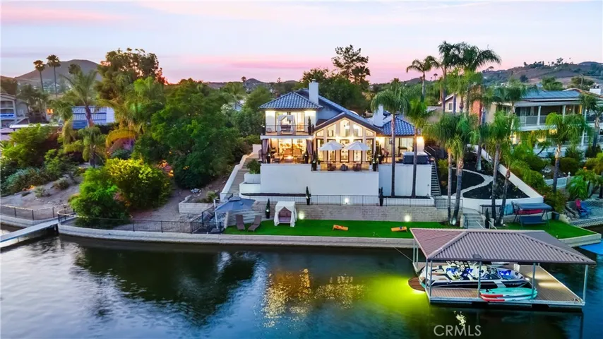 30310 White Wake, Canyon Lake, California 92587
