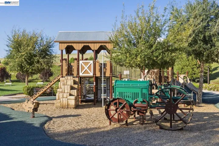 520 Sandalwood Dr, Livermore, California 94551