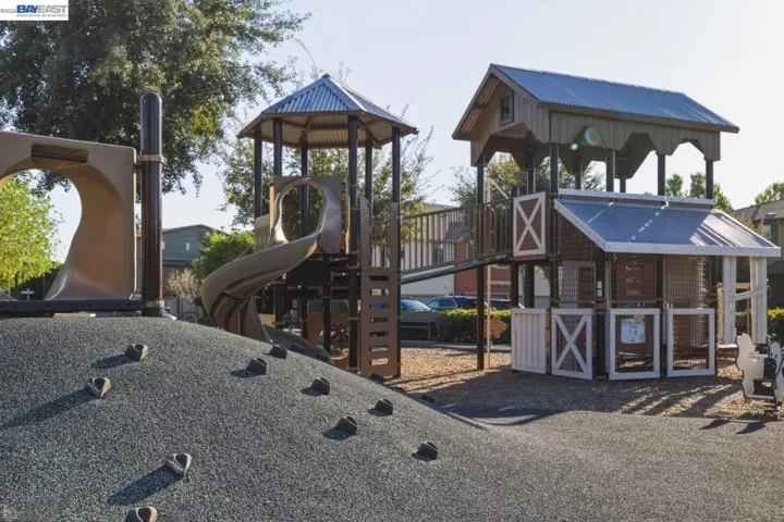 520 Sandalwood Dr, Livermore, California 94551