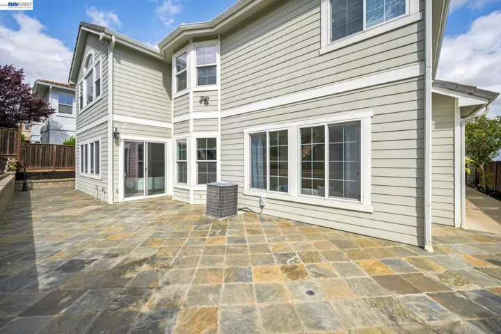 2811 E Sugar Hill Ter, Dublin, California 94568