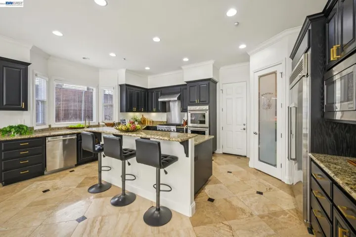 2811 E Sugar Hill Ter, Dublin, California 94568