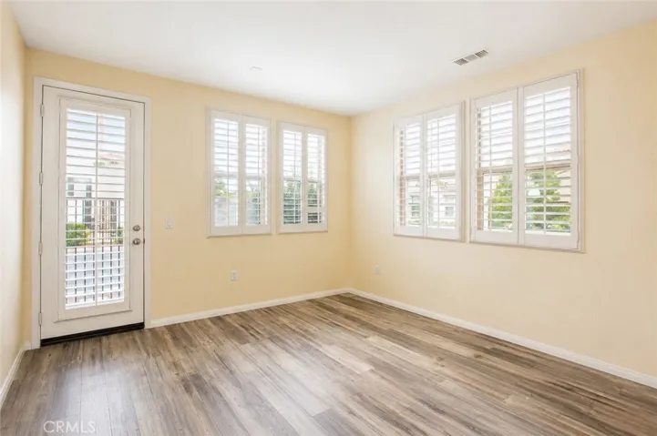 20323 Livorno, Porter Ranch, California 91326 — photo 4