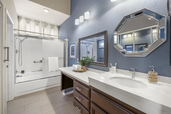 4980 Delos Way, Oceanside, California 92056