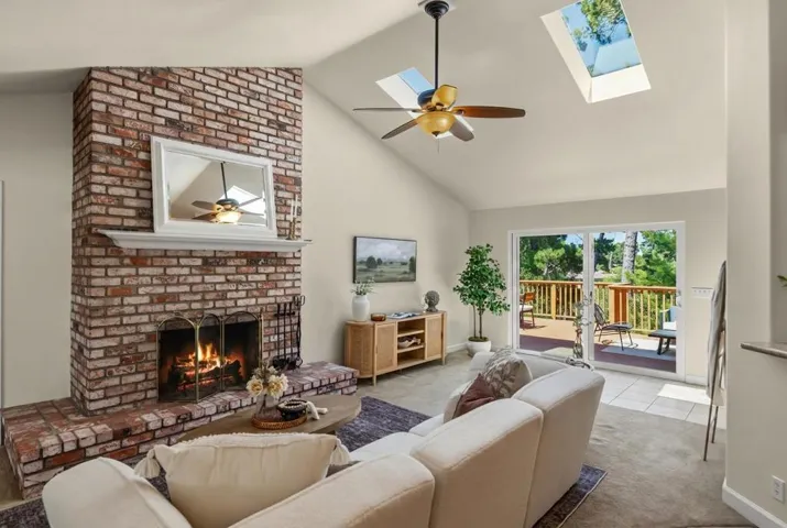 3 White Tail Lane, Monterey, California 93940
