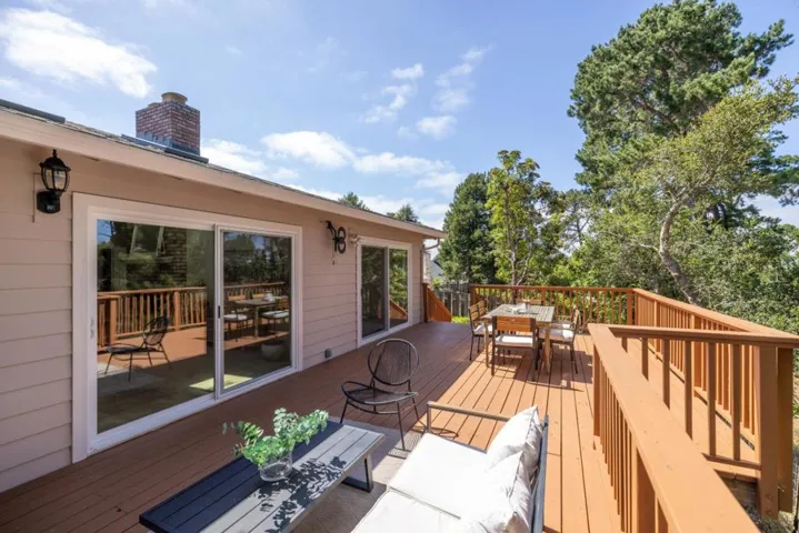 3 White Tail Lane, Monterey, California 93940