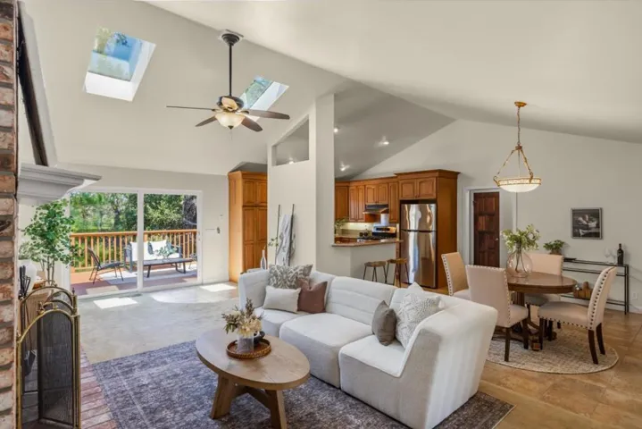 3 White Tail Lane, Monterey, California 93940