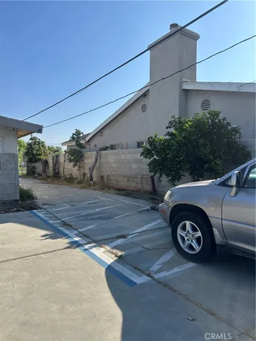 810 E H, Colton, California 92324