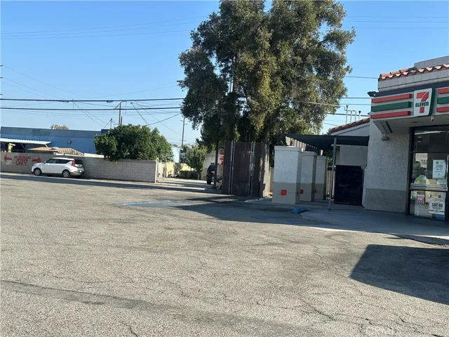 810 E H, Colton, California 92324