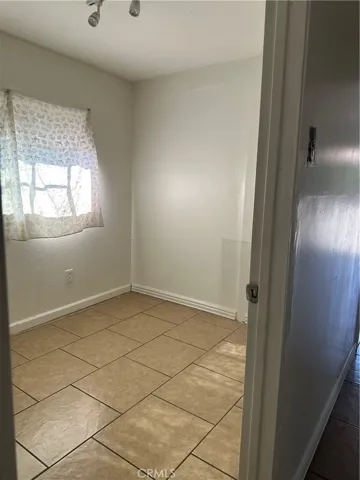 810 E H, Colton, California 92324