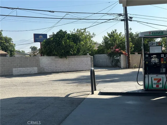 810 E H, Colton, California 92324