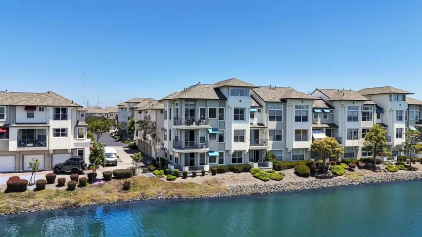 500 Baltic Circle 536, Redwood City, California 94065