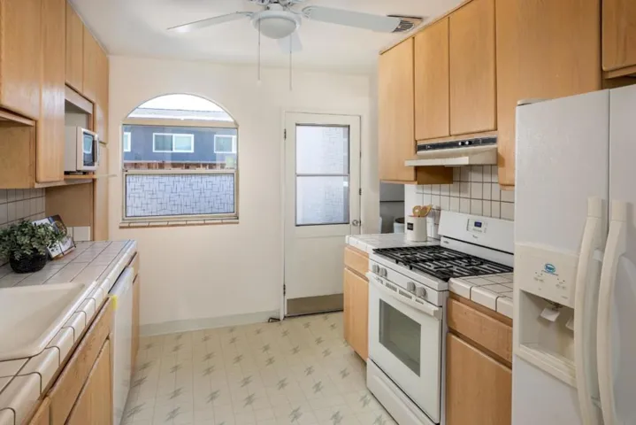 828 San Saba Court, Sunnyvale, California 94085