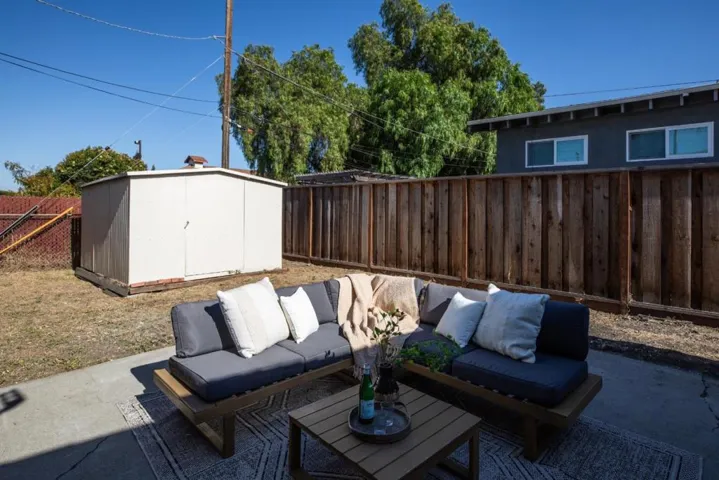 828 San Saba Court, Sunnyvale, California 94085