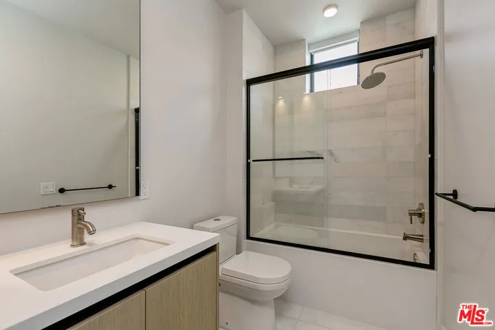 3833 Dunn 408, Culver City, California 90232