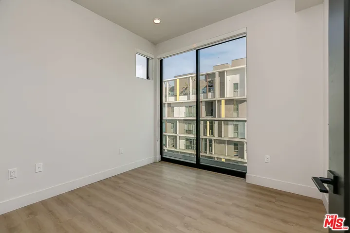3833 Dunn 408, Culver City, California 90232