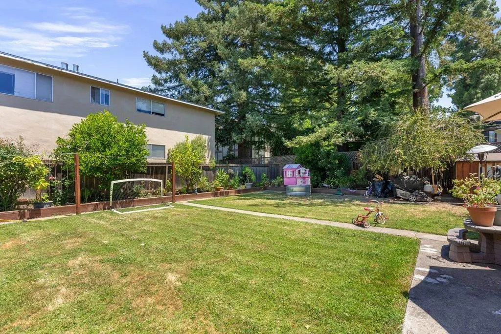 109 Hobart Avenue, San Mateo, California 94402 — photo 4
