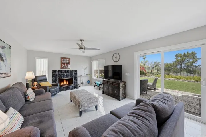 3720 Southridge Way, Oceanside, California 92056