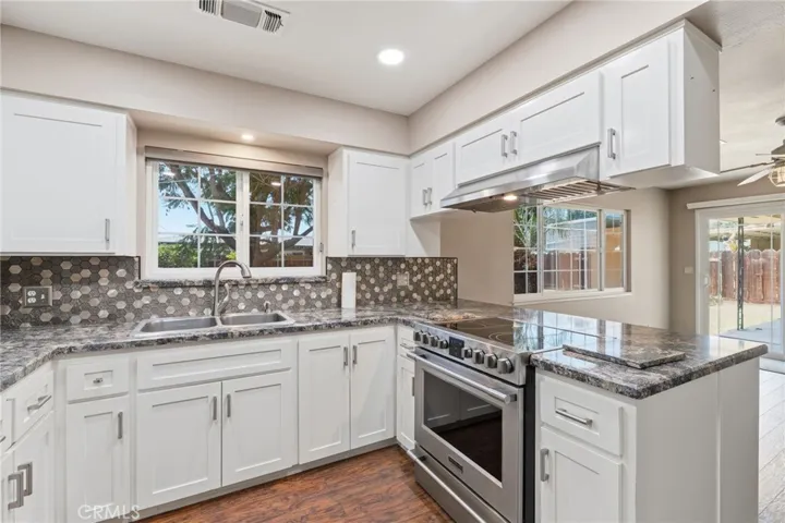 417 E Magnolia, Hanford, California 93230