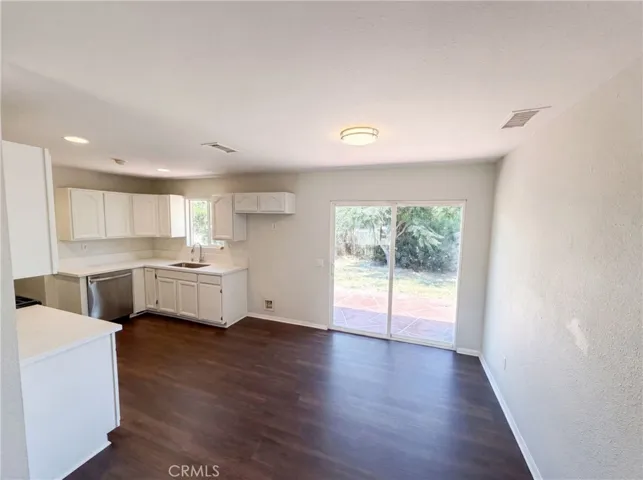 215 Laurel, Hemet, California 92544