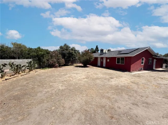 215 Laurel, Hemet, California 92544