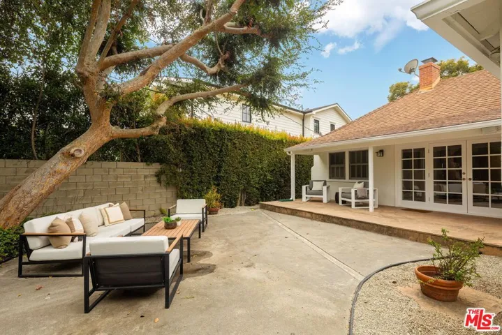 1956 S Durango Avenue, Los Angeles, California 90034