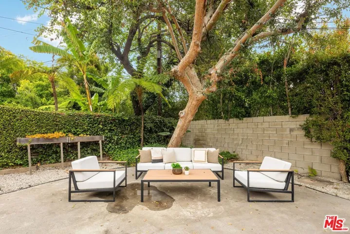 1956 S Durango Avenue, Los Angeles, California 90034