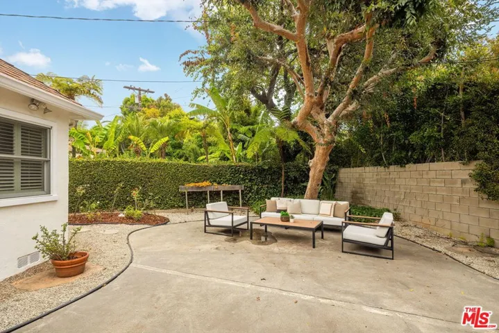 1956 S Durango Avenue, Los Angeles, California 90034