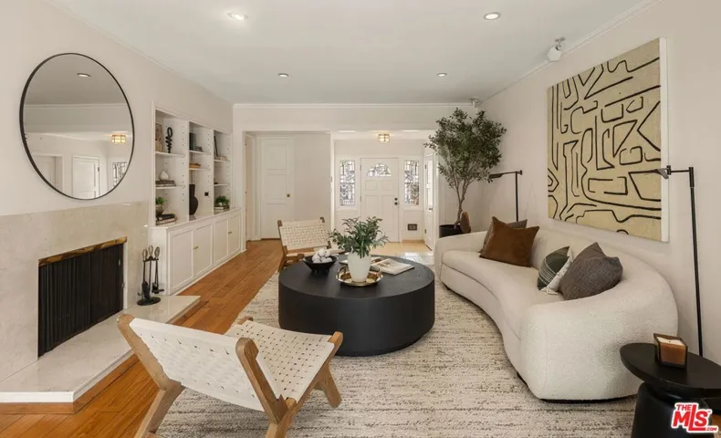 1956 S Durango Avenue, Los Angeles, California 90034