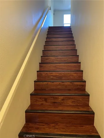 5220 Premiere Hills Circle 228, Woodland Hills, California 91364