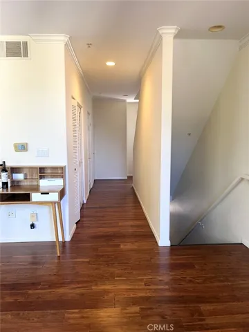 5220 Premiere Hills Circle 228, Woodland Hills, California 91364