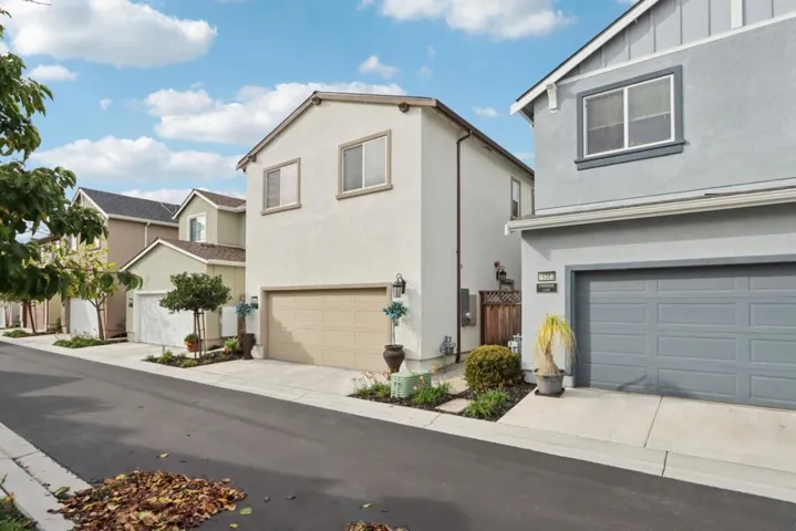 19307 Stonehenge Lane, Marina, California 93933