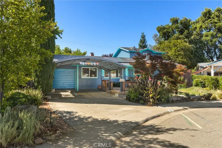 18 Joy, Chico, California 95926