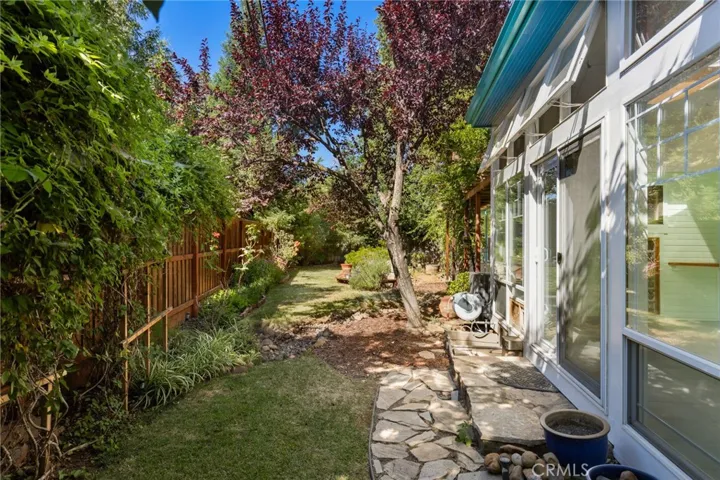 18 Joy, Chico, California 95926