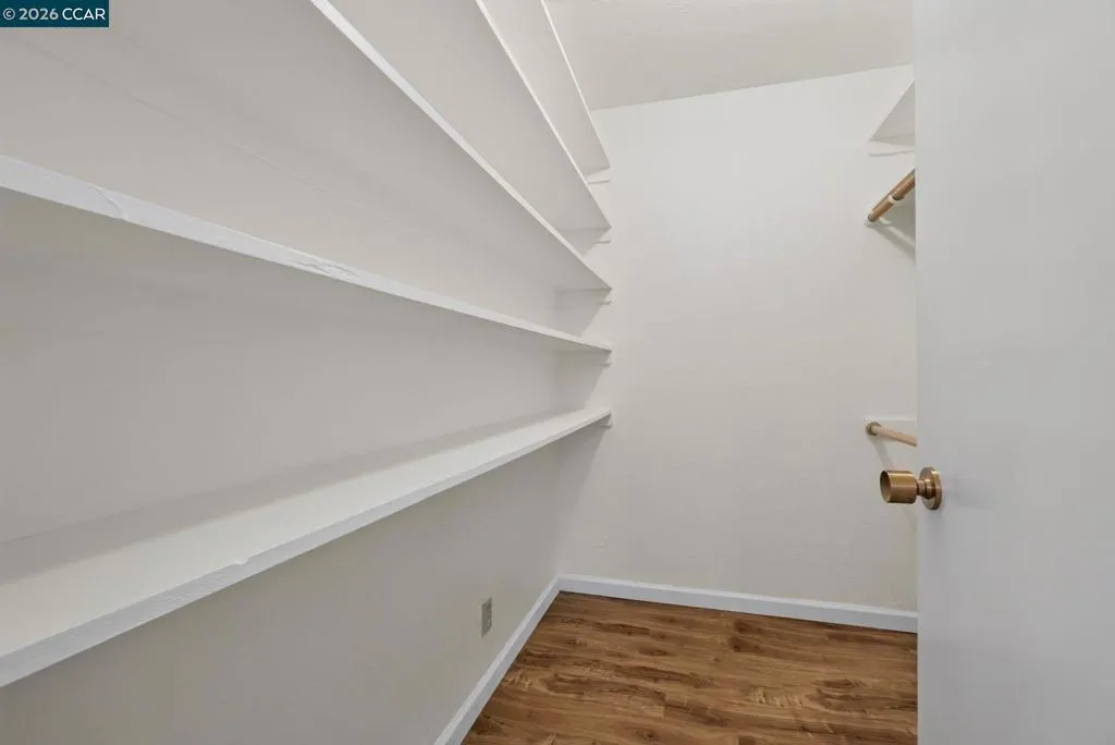 Walk In Closet