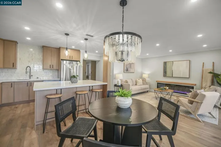 1601 Canyonwood Ct 8, Walnut Creek, California 94595
