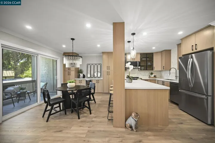1601 Canyonwood Ct 8, Walnut Creek, California 94595