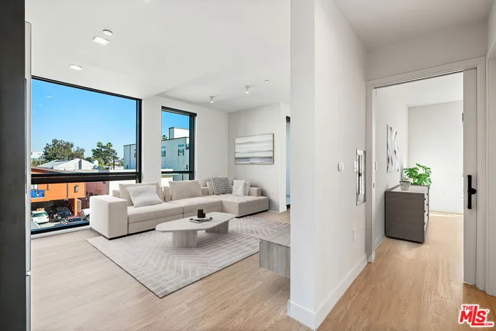 3667 Keystone Avenue 226, Los Angeles, California 90034