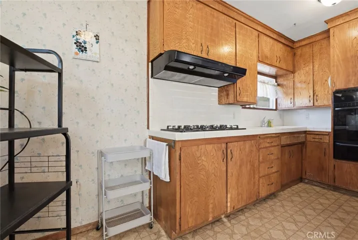 1658 W 213th, Torrance, California 90501