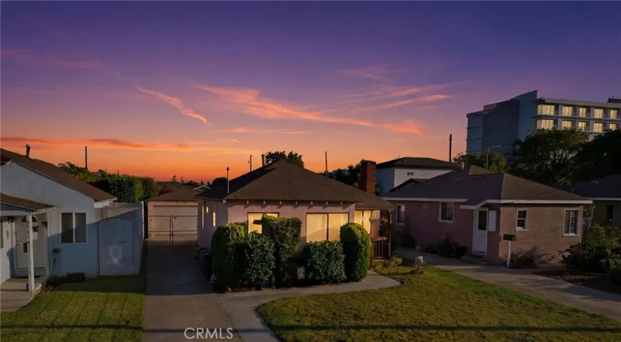 1658 W 213th, Torrance, California 90501