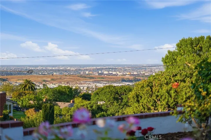 1 Stirrup Road, Rancho Palos Verdes, California 90275