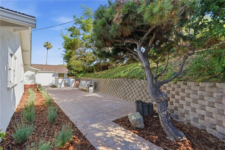 1 Stirrup Road, Rancho Palos Verdes, California 90275